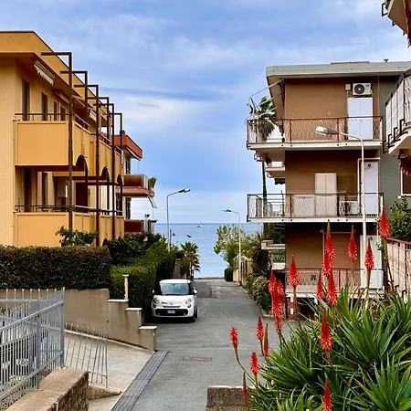 Sun, And Bike Appartement *