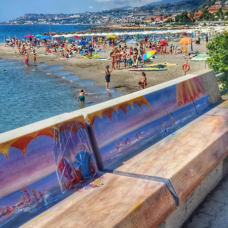 Lejlighed Sun, And Bike By Le Di Tati Santo Stefano al Mare